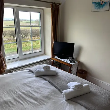 Lucy Cross Guest House Lucy Cross