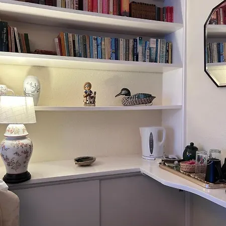 Lucy Cross Guest House