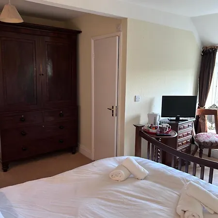 ゲストハウス Lucy Cross Guest House *