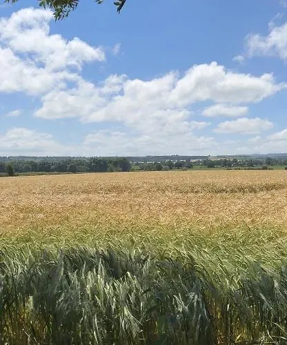 Guest house Lucy Cross Guest House