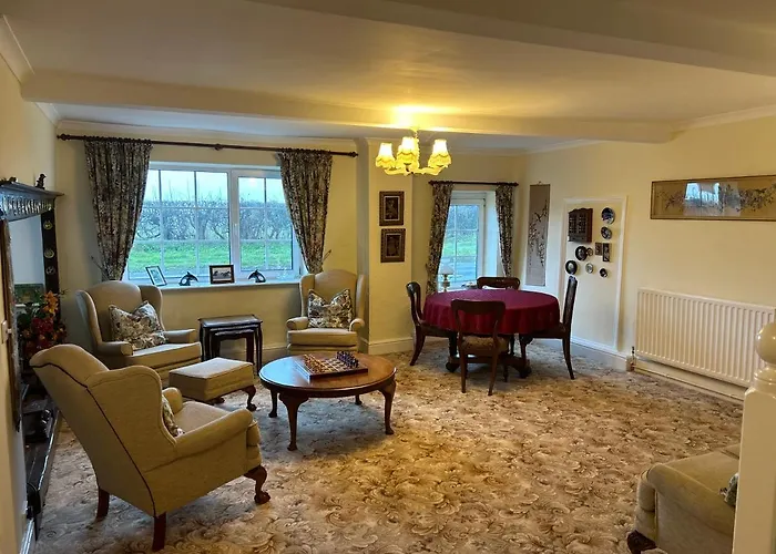 Lucy Cross Guest House Guest house