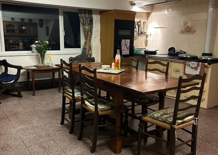 Lucy Cross Guest House Guest house