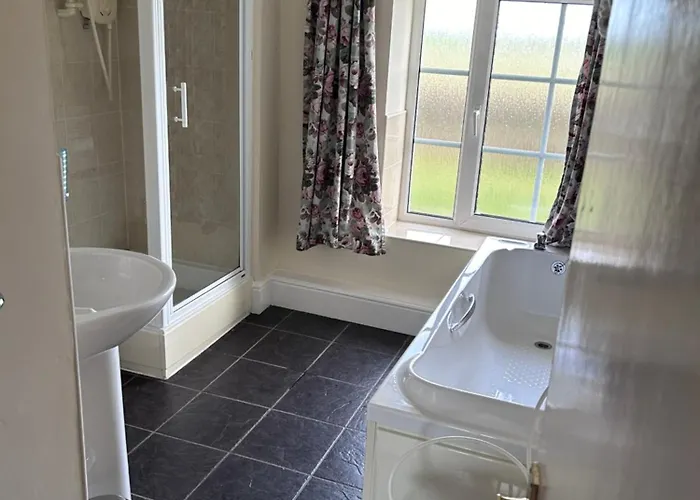 Lucy Cross Guest House Guest house Lucy Cross