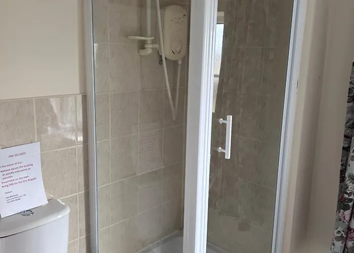 Lucy Cross Guest House Guest house *